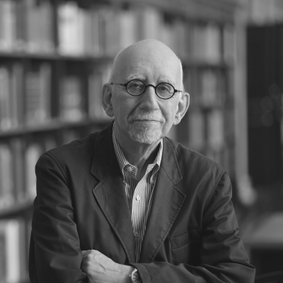 A headshot of Ira Katznelson.